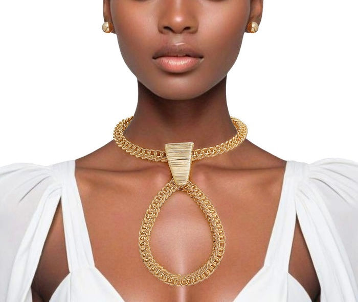 “Golden Elegance” Gold 3D Woven Metal Pendant Necklace Set