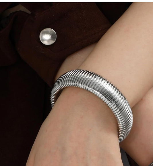 “Cobra 2” Silver Omega Stretch Bracelet