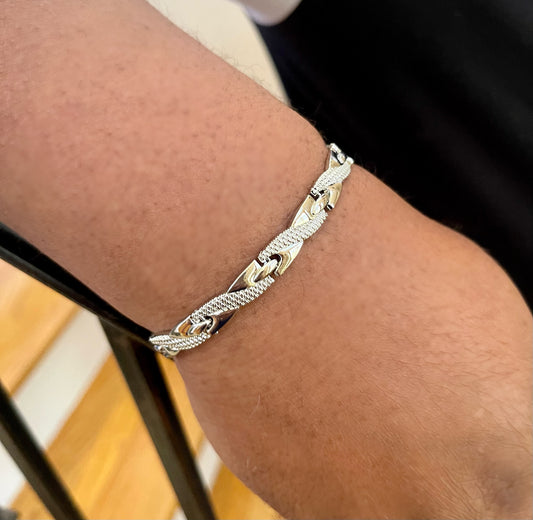 Unisex Silver Titanium Magnetic Bracelet