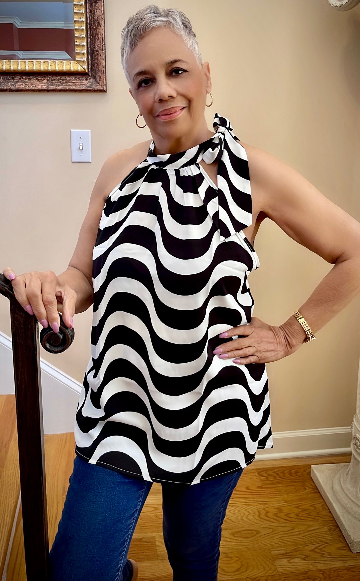 “Lana” Black and White Wave Print Tie Knot Neck Sleeveless Sleeveless Top Size 3XL