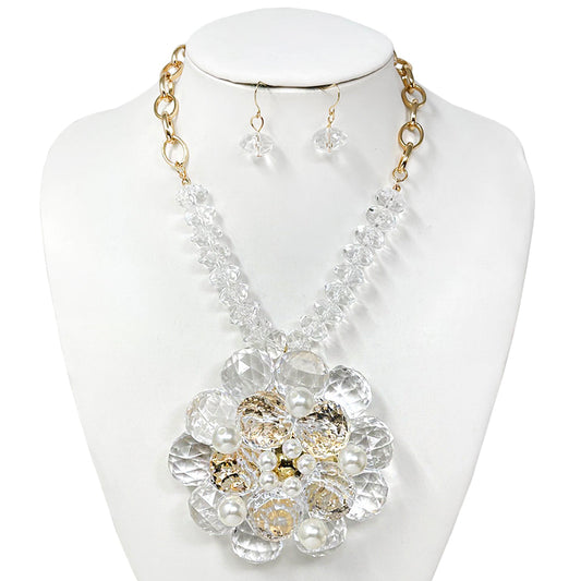 “SOPHISTICATED” CLEAR GOLD CRYSTAL BEADS CHUNKY FLOWER PENDANT NECKLACE SET