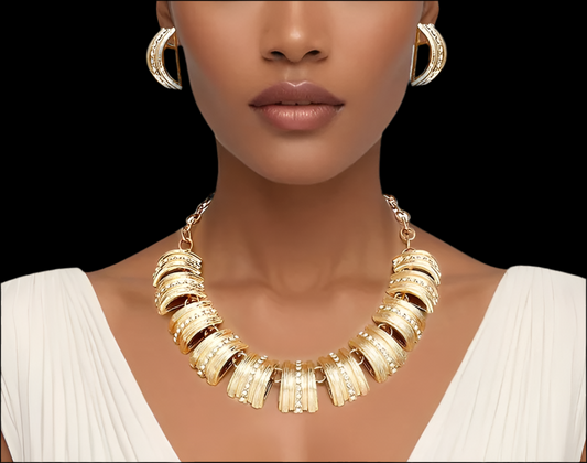 “Dramatic Glamour” Gold Curved Link Rhinestone Collar Necklace Set