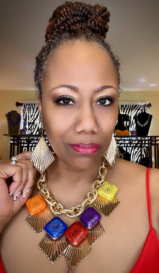 “Ingrid” Chunky Multi Color Pendant Gold Chain Necklace Set
