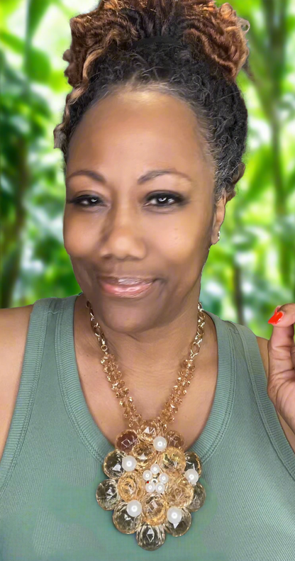 “SOPHISTICATED” GOLD CRYSTAL BEADS AND PEARLS CHUNKY FLOWER PENDANT NECKLACE SET