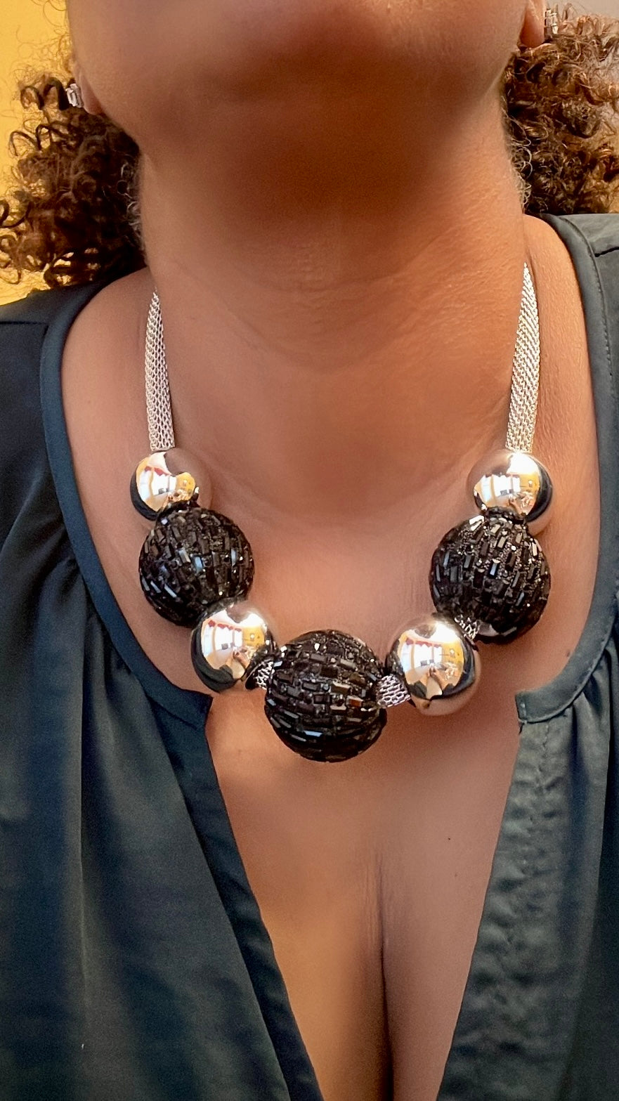 CHUNKY BLACK MESH WRAPPED STONES AND BALL NECKLACE SET