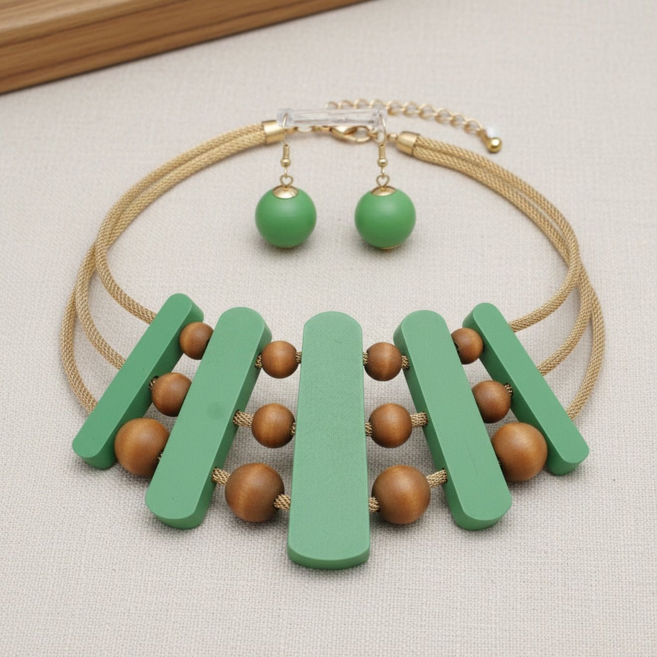 Necklace Green Wood Choker Set for Women