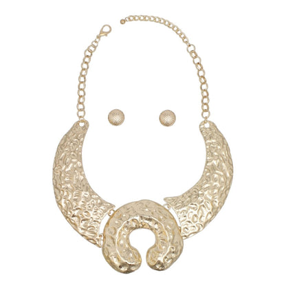 Bib Gold Warrior Chic Armor Horseshoe Necklace