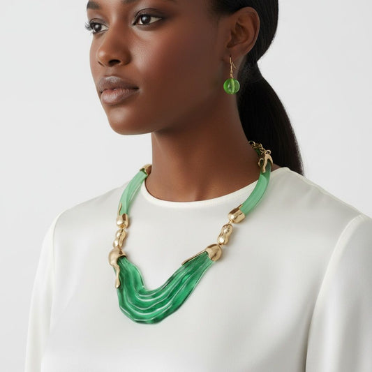Bib Transparent Green Melted Design Necklace