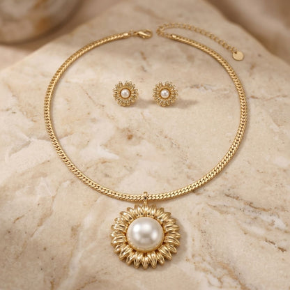 Gold Cobra Chain Sunflower Pearl Pendant Necklace